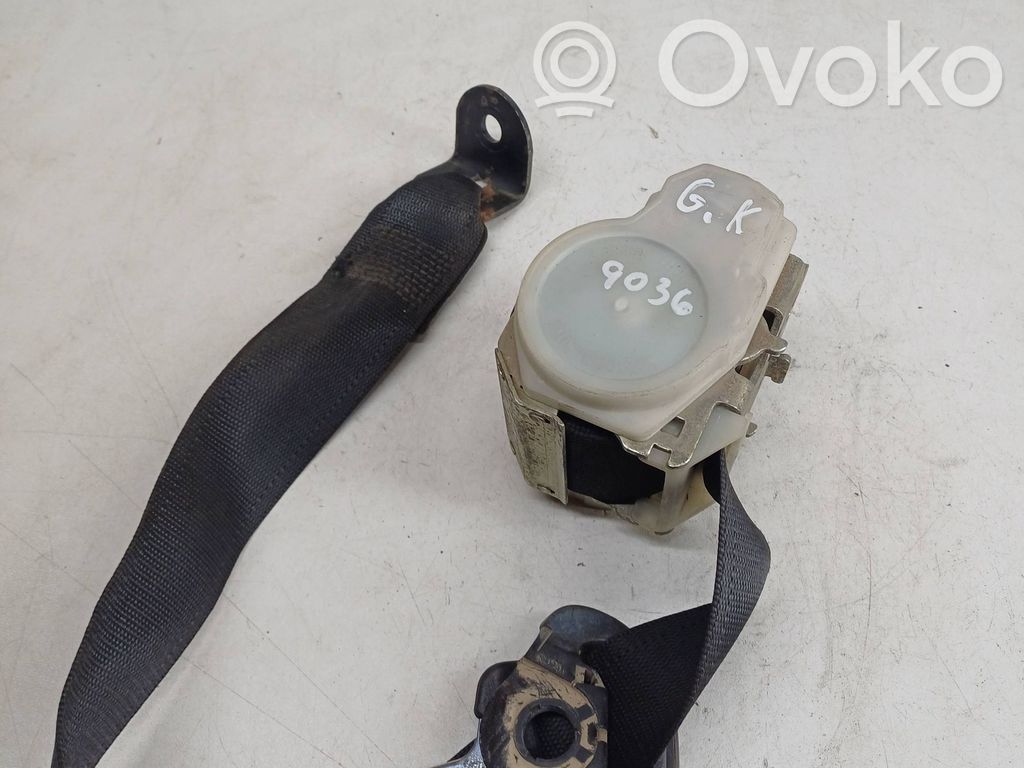 Opel Vectra C Cinturón trasero 