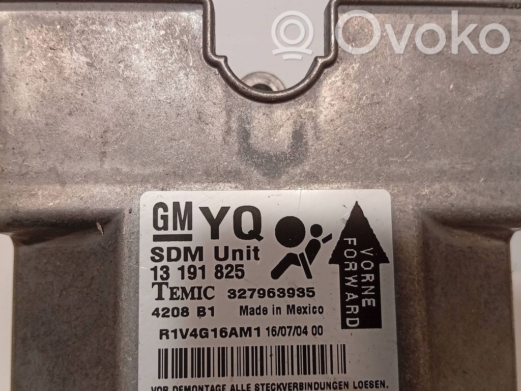 Opel Astra H Airbag control unit/module 