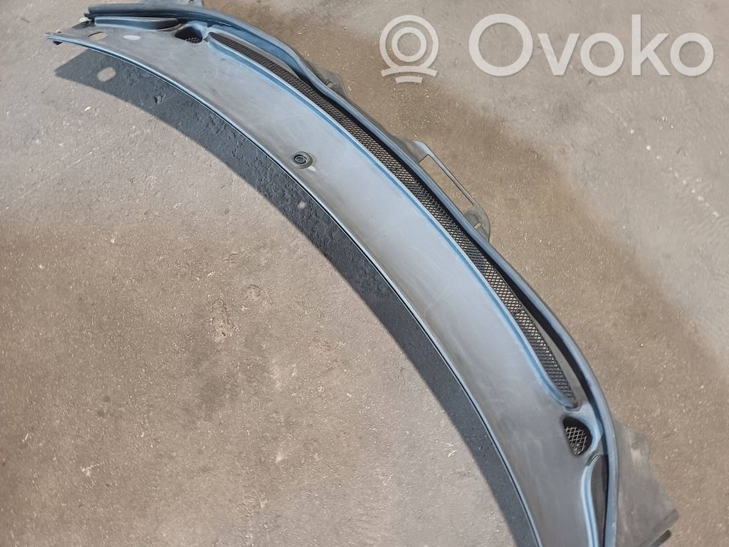 Volvo XC70 Wiper trim 