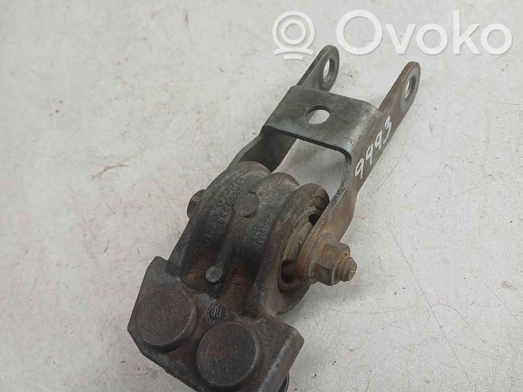 Volvo XC70 Gearbox mount 