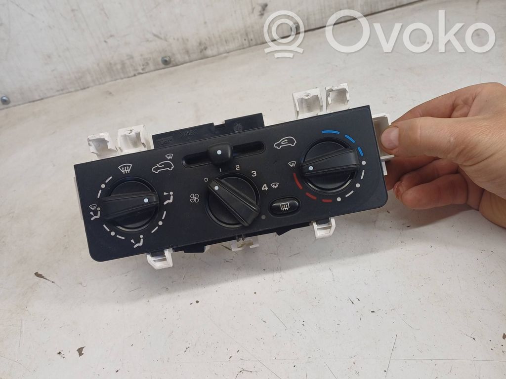 Citroen C3 Climate control unit 