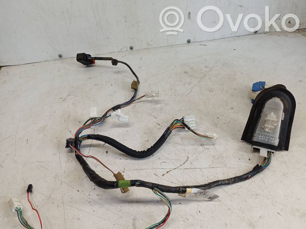 Mazda 5 Cableado de puerta delantera 