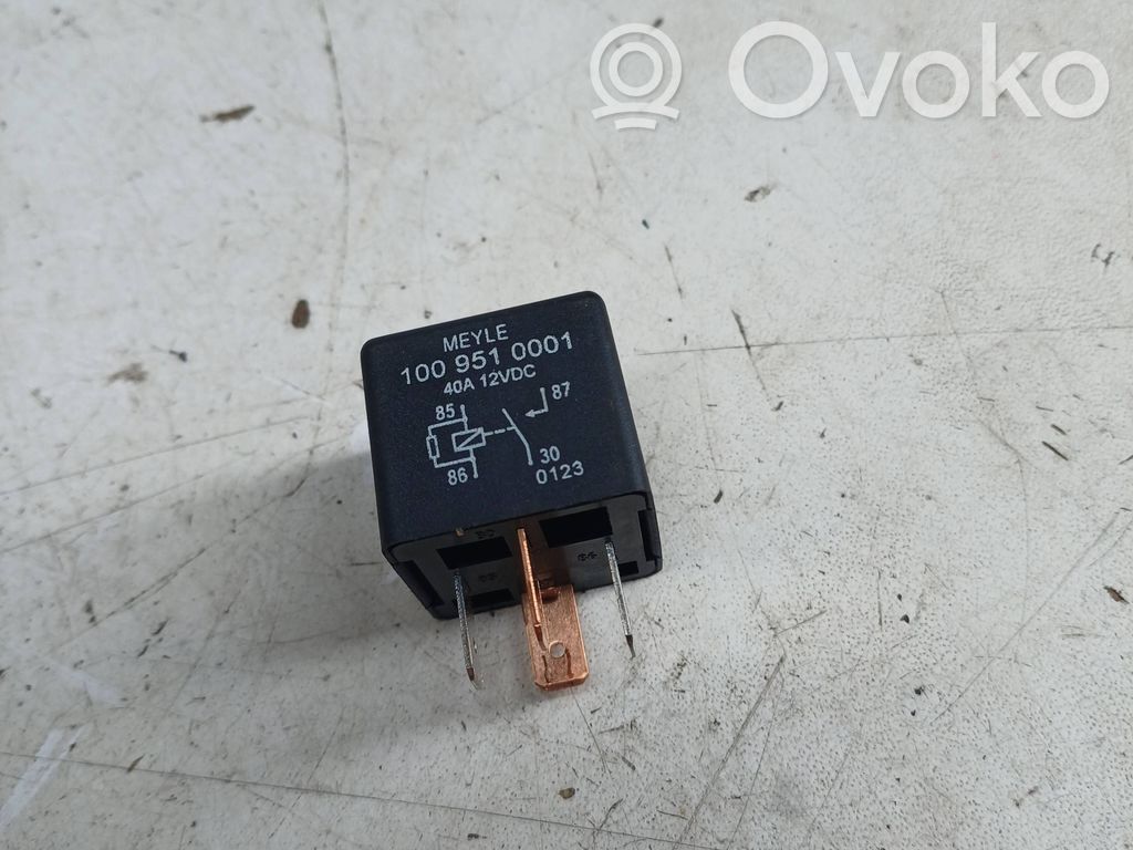 Audi A6 S6 C4 4A Sonstige Relais 