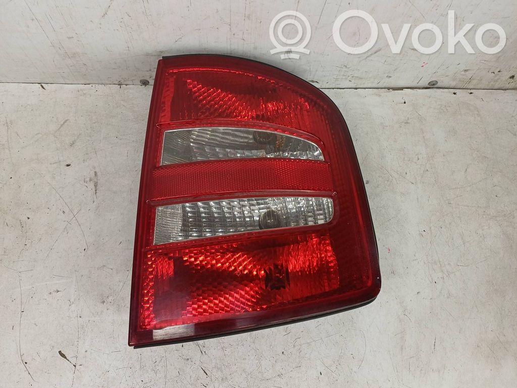 Lampa tylna   6Y9945112B,6Y9945112D,6Y9945096E