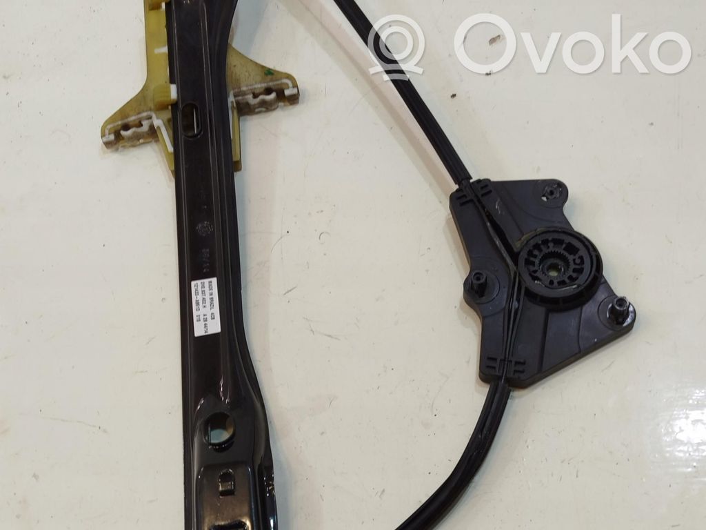 Volkswagen Amarok Elektryczny podnośnik szyby drzwi tylnych 