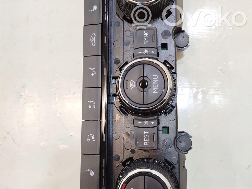 Skoda Superb B8 (3V) Panel klimatyzacji 