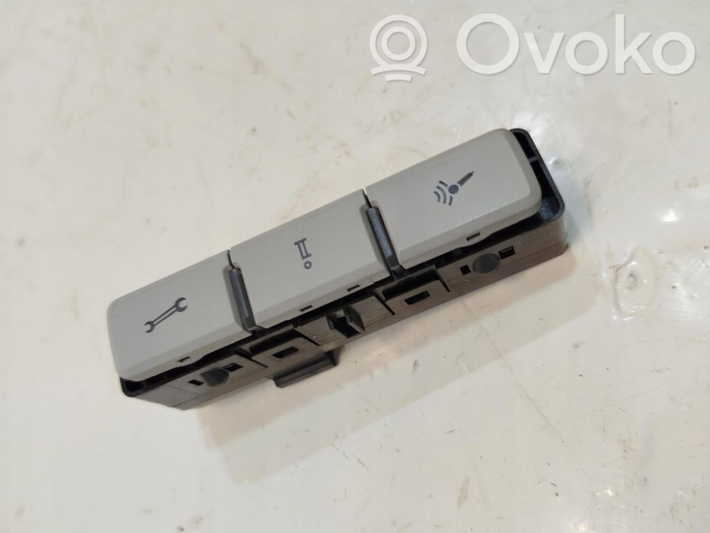 Volkswagen Amarok Panel oświetlenia wnętrza kabiny 