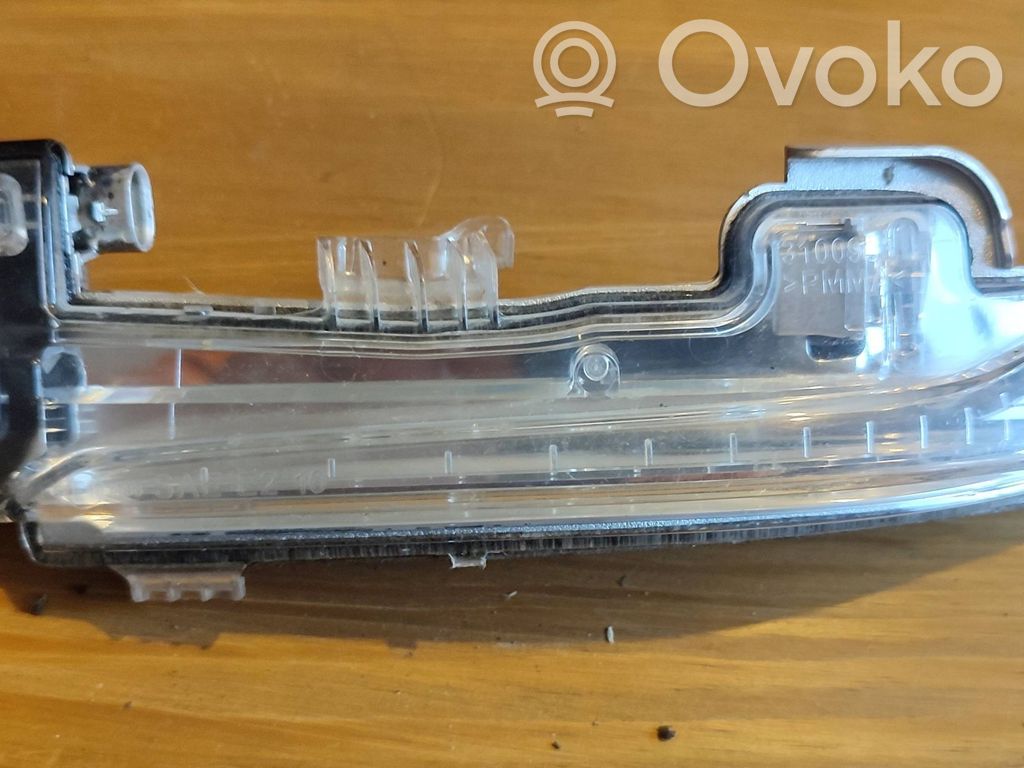 Volvo S60 Kierunkowskaz na lusterko boczne 