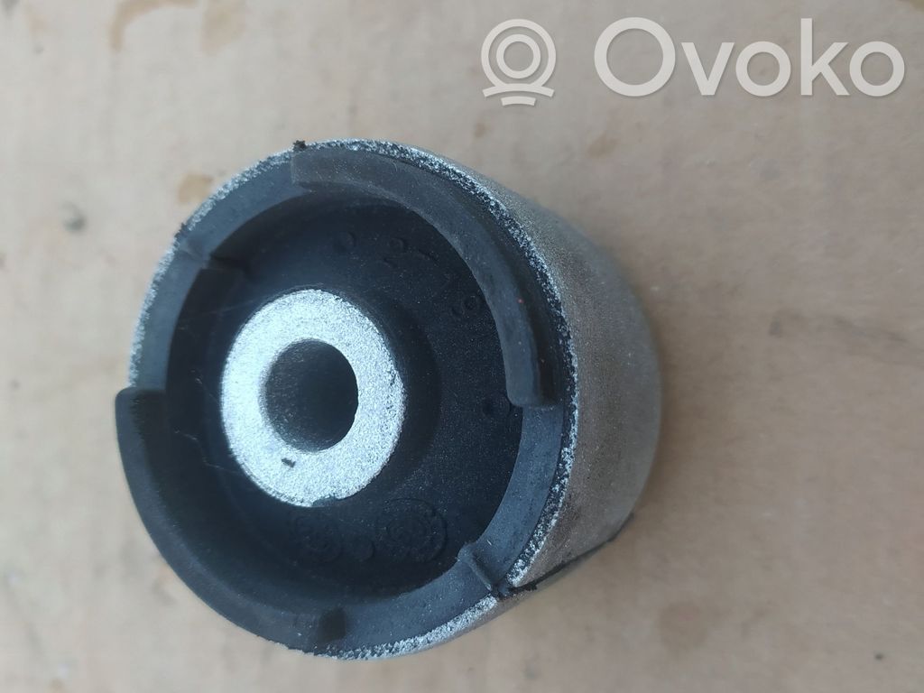 BMW X5 E53 Cits aizmugures šasijas elements 