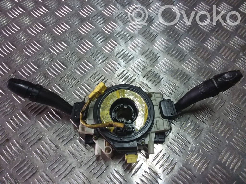 Hyundai Sonata Wiper turn signal indicator stalk/switch 