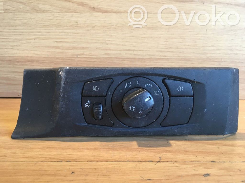 BMW 5 E60 E61 Przełącznik świateł 
