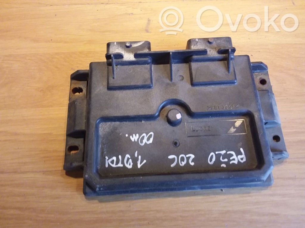 Peugeot 206 Engine control unit/module 