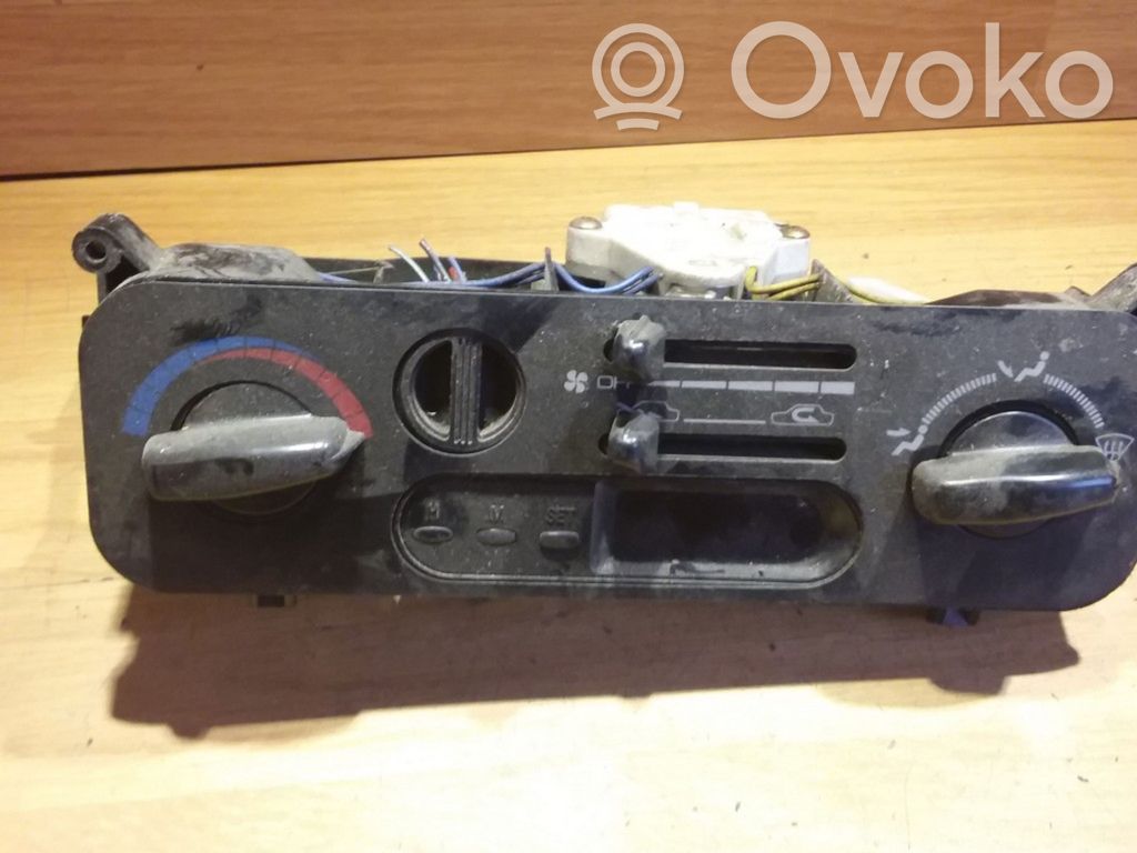 Mitsubishi Lancer Climate control unit 