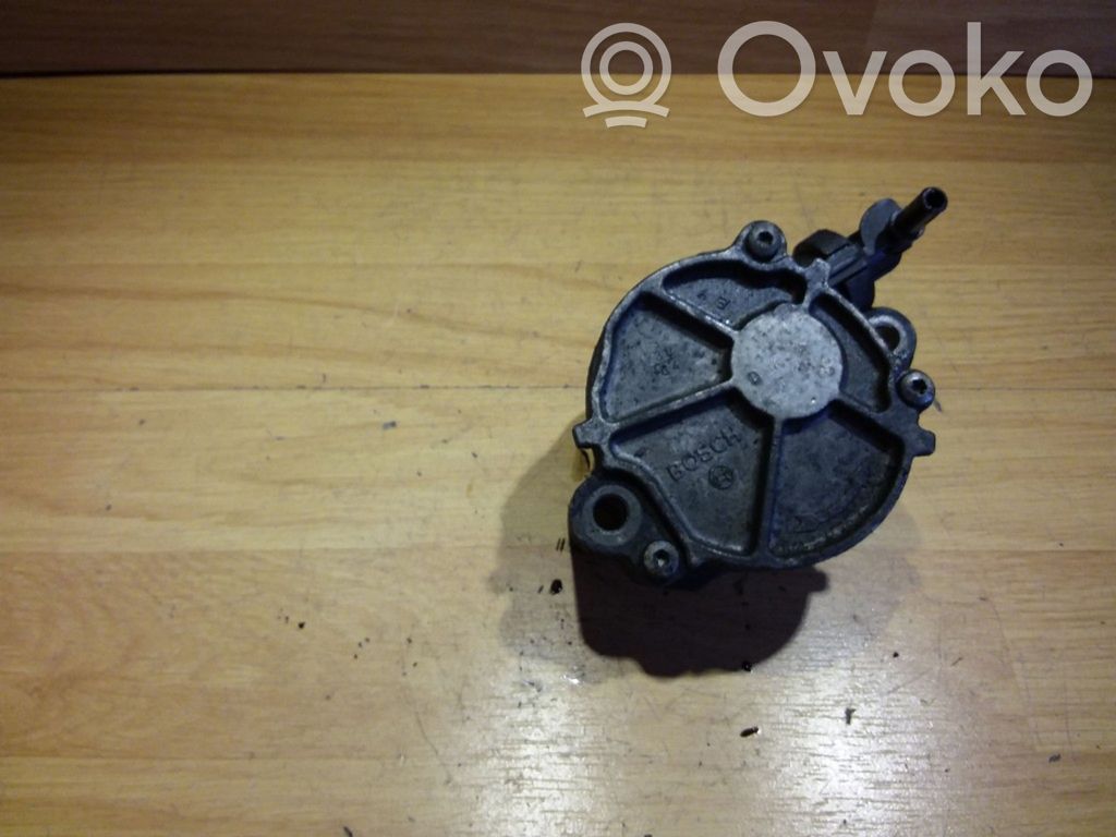 Peugeot 307 Vacuum pump 