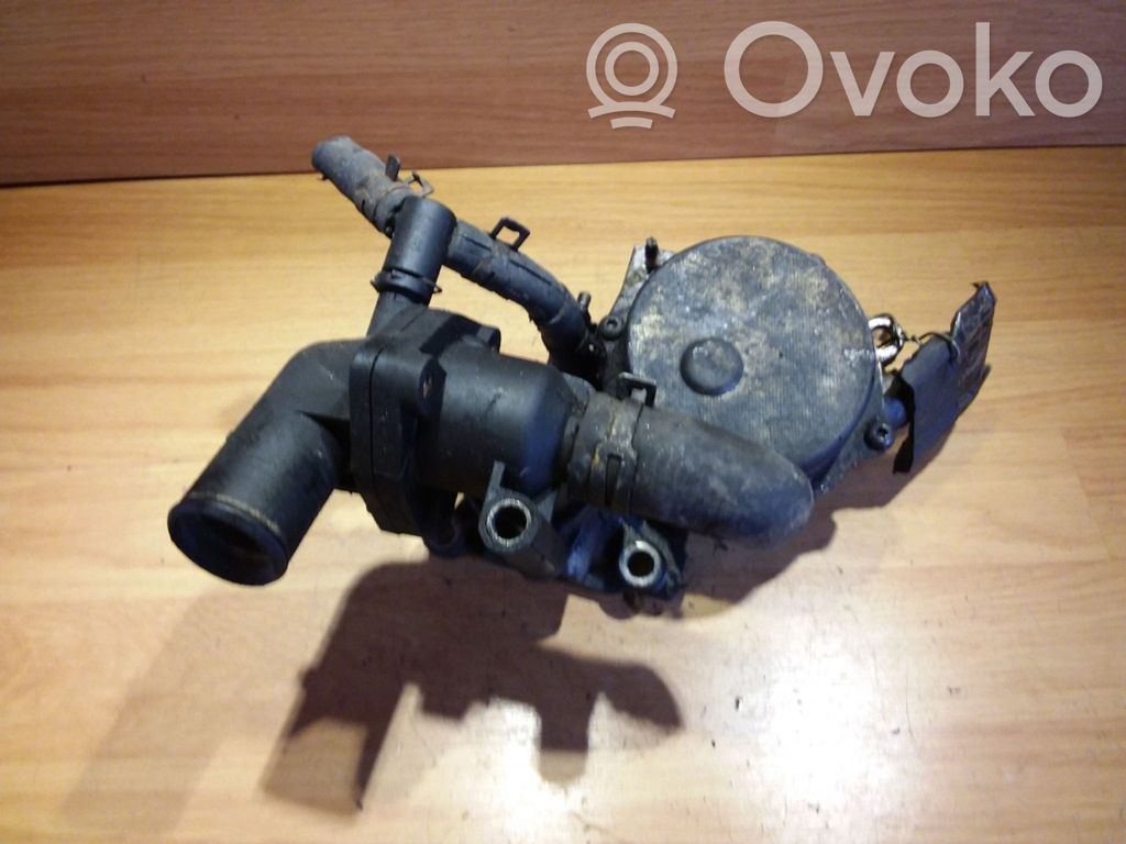 Vacuum pump   72245410B