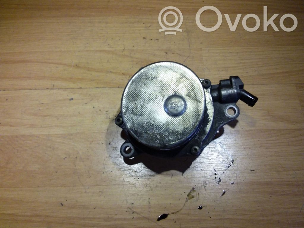 Vacuum pump   72817601B