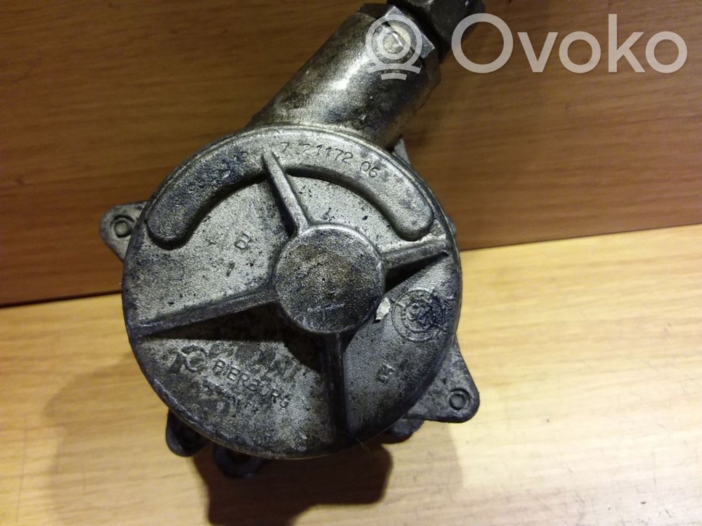 Volvo 440 Vacuum pump 
