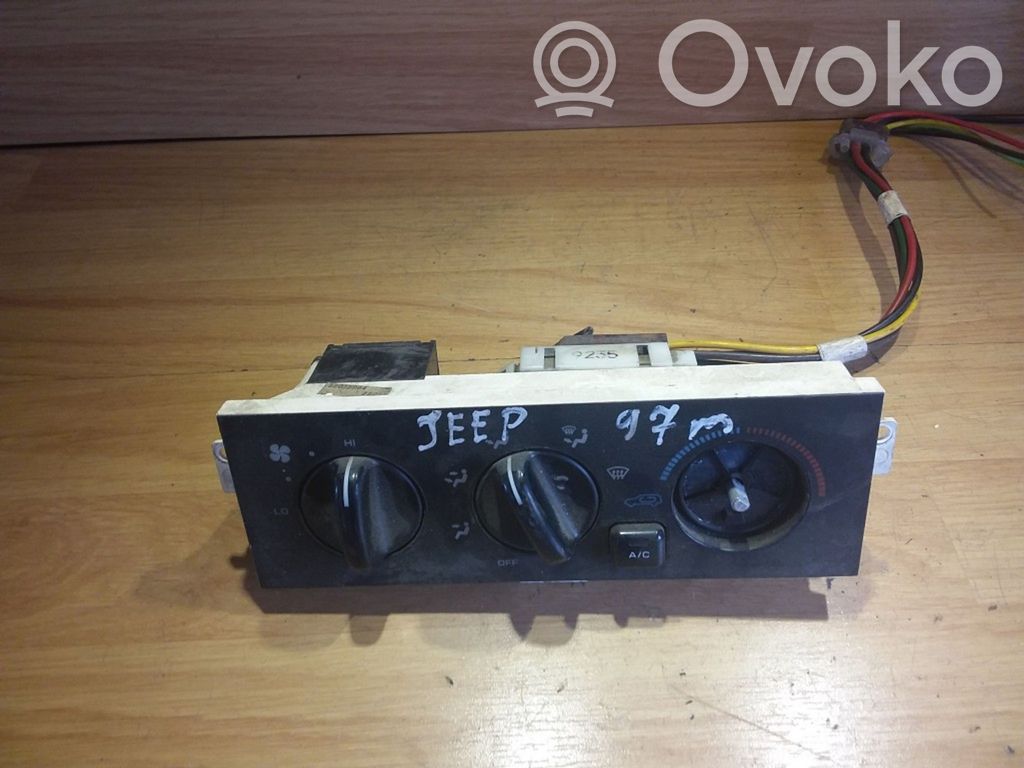 Jeep Cherokee Climate control unit 