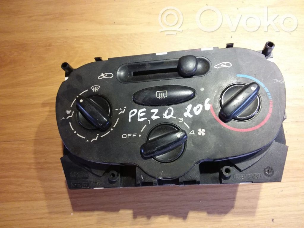 Peugeot 206 Climate control unit 