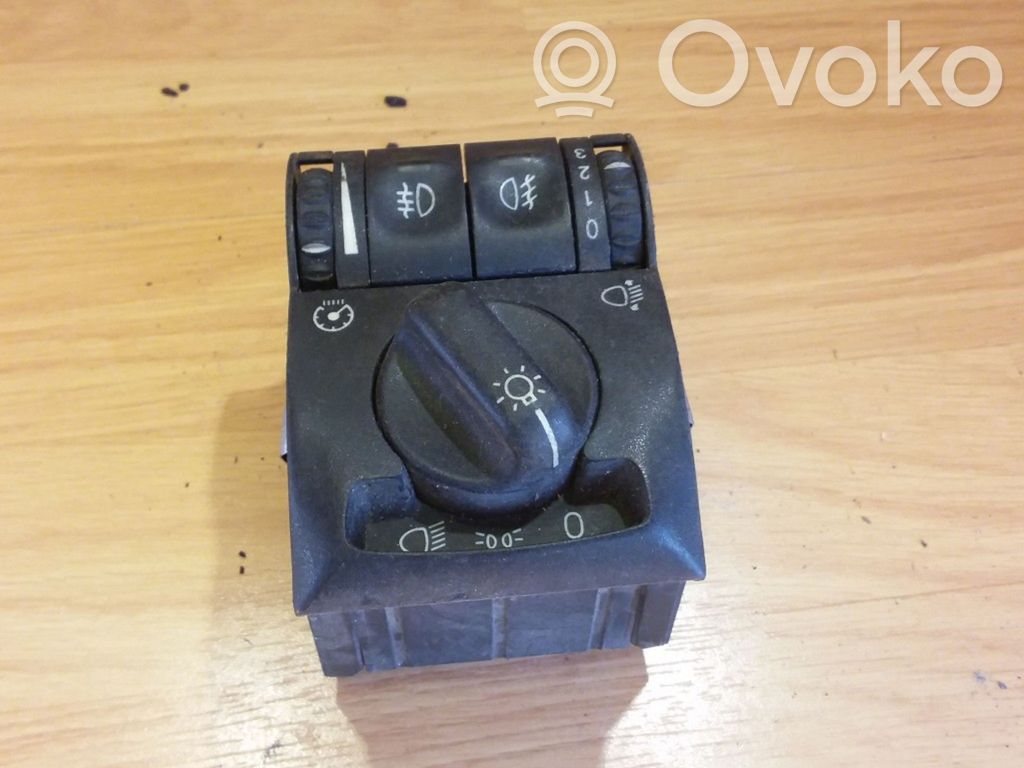 Opel Omega B1 Light switch 