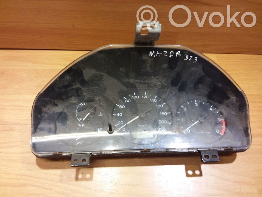 Mazda 323 Speedometer (instrument cluster) 