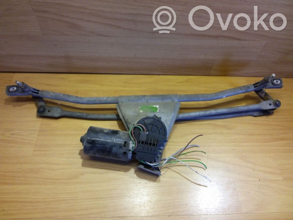 Volvo 440 Valytuvų mechanizmo komplektas 