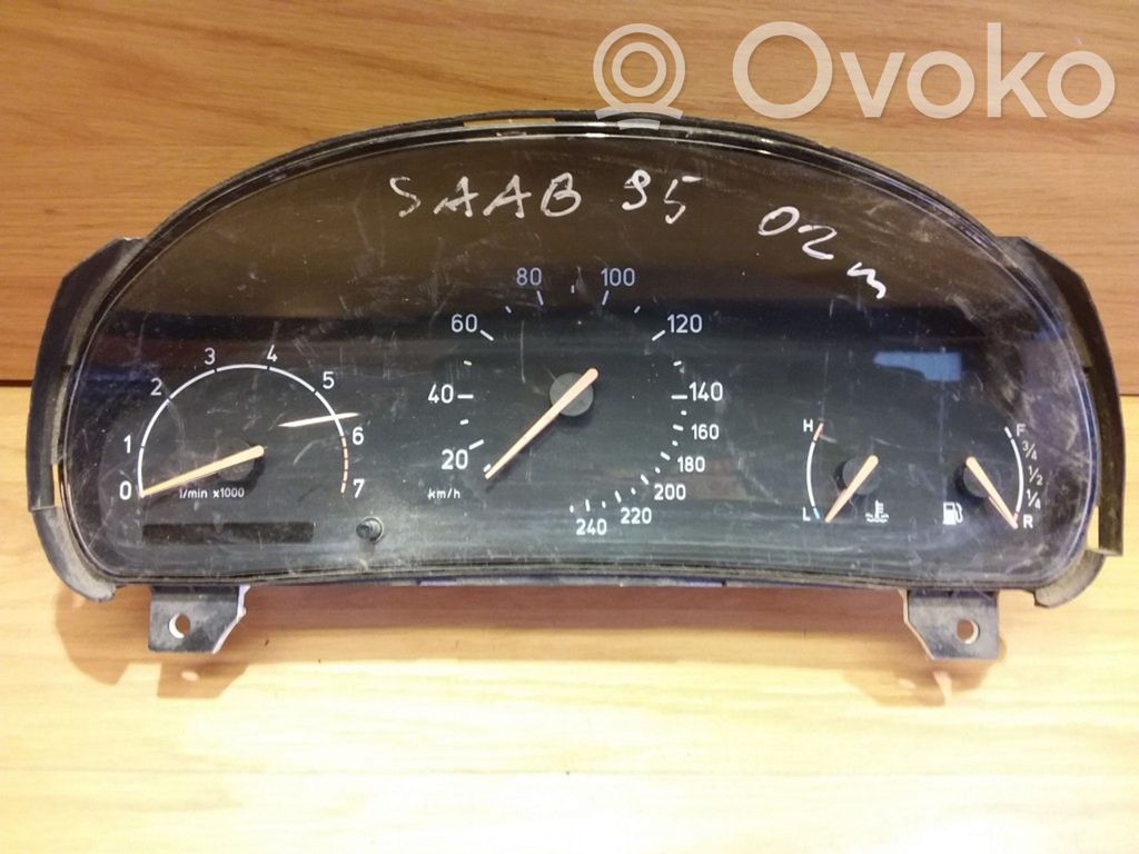 Saab 9-5 Speedometer (instrument cluster) 