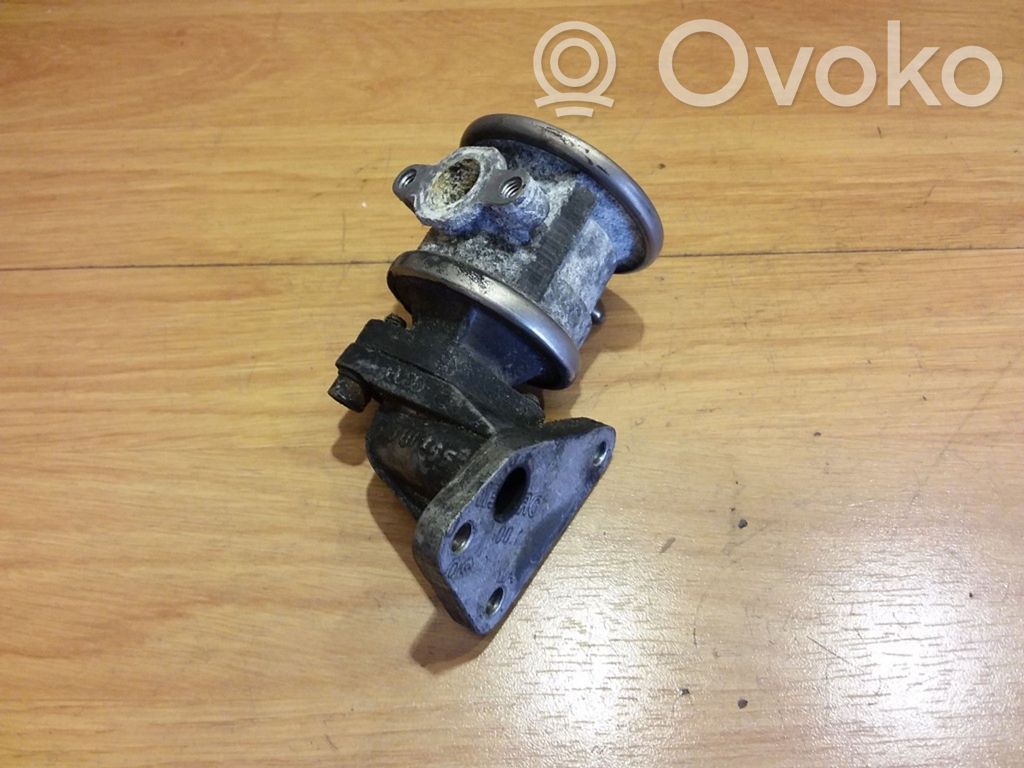Volkswagen Touareg I EGR vožtuvas 