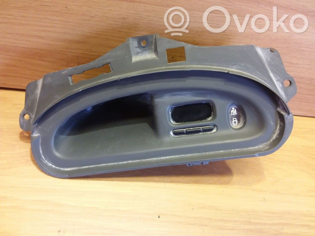 Renault Scenic I Screen/display/small screen 