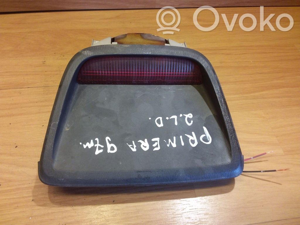 Nissan Primera Third/center stoplight 