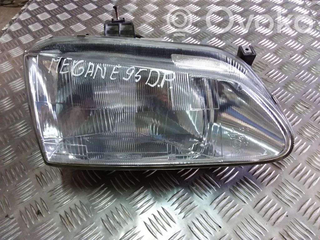 Renault Megane I Scheinwerfer 
