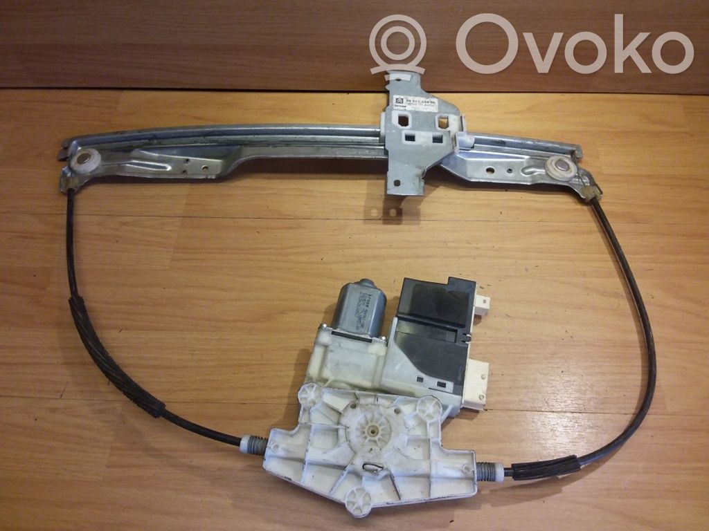Citroen C4 I Front door window regulator with motor 