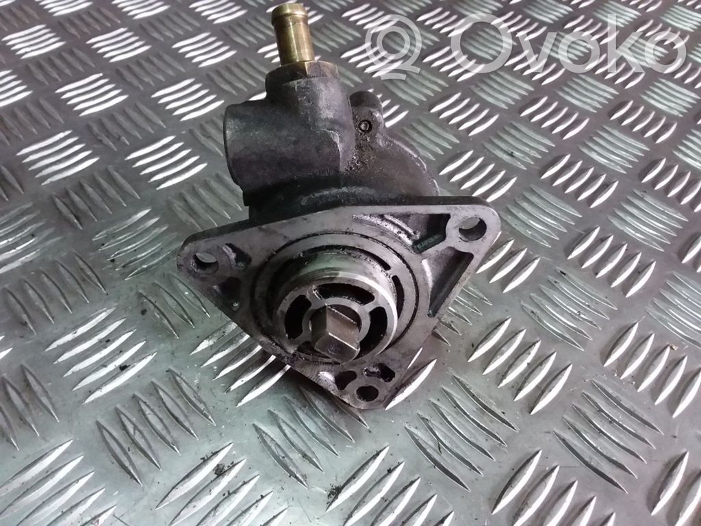 Alfa Romeo 156 Vacuum pump 