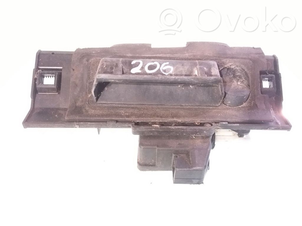 Peugeot 206 Tailgate/trunk/boot exterior handle 