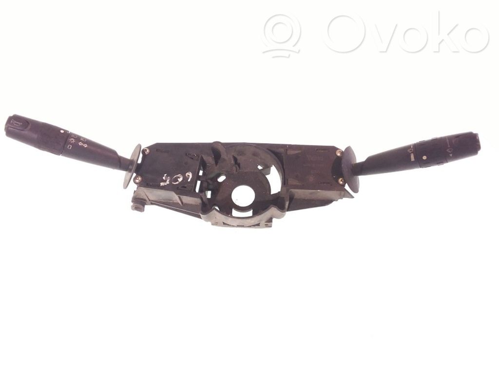Peugeot 405 Interruptor/palanca de limpiador de luz de giro 