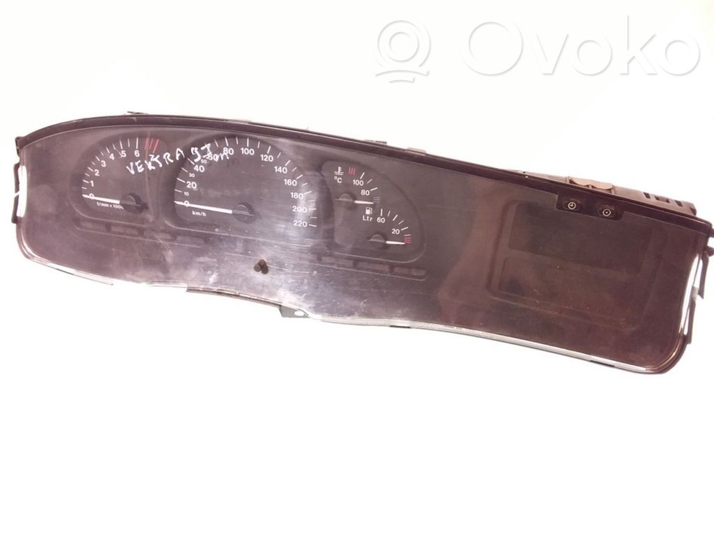 Opel Vectra B Speedometer (instrument cluster) 