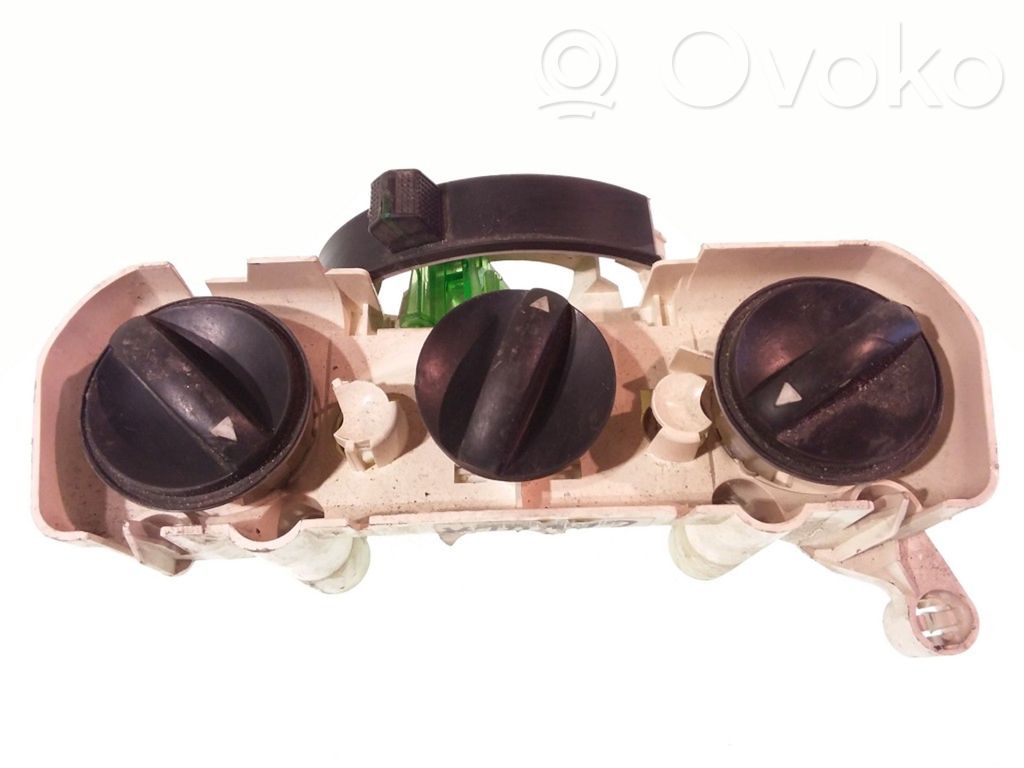 Climate control unit   981968F