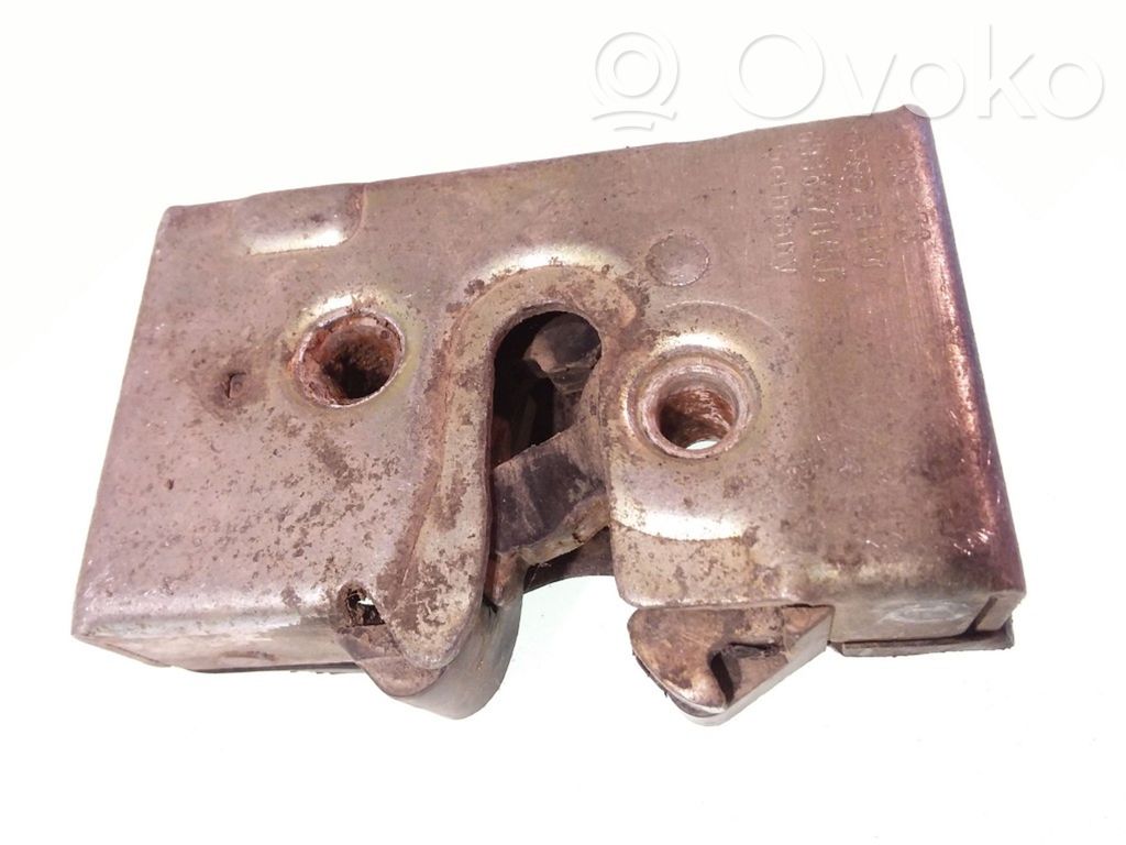 Audi 80 90 S2 B4 Rear door lock 