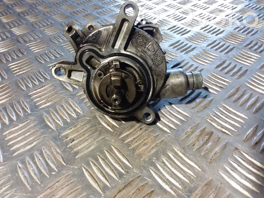 Volvo S60 Vacuum pump 