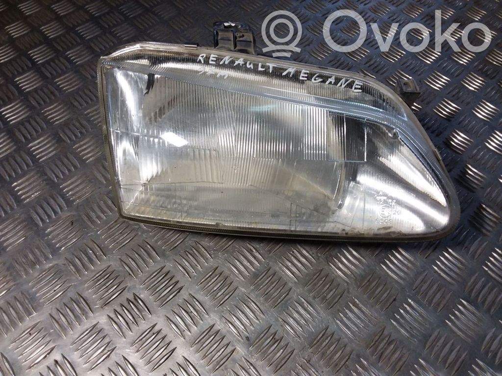 Renault Megane I Scheinwerfer 
