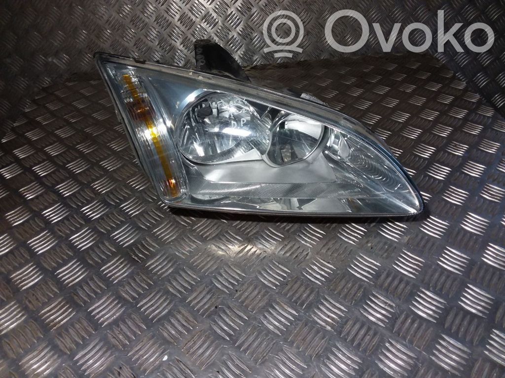 Ford Focus Scheinwerfer 