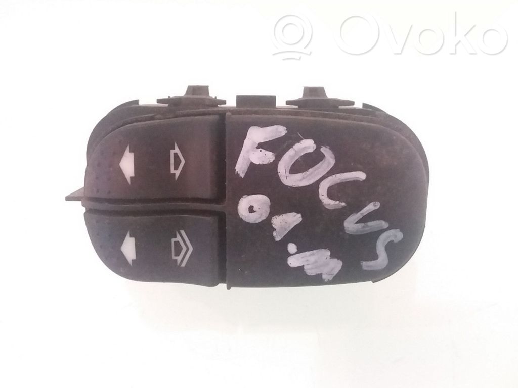 Ford Focus Electric window control switch 
