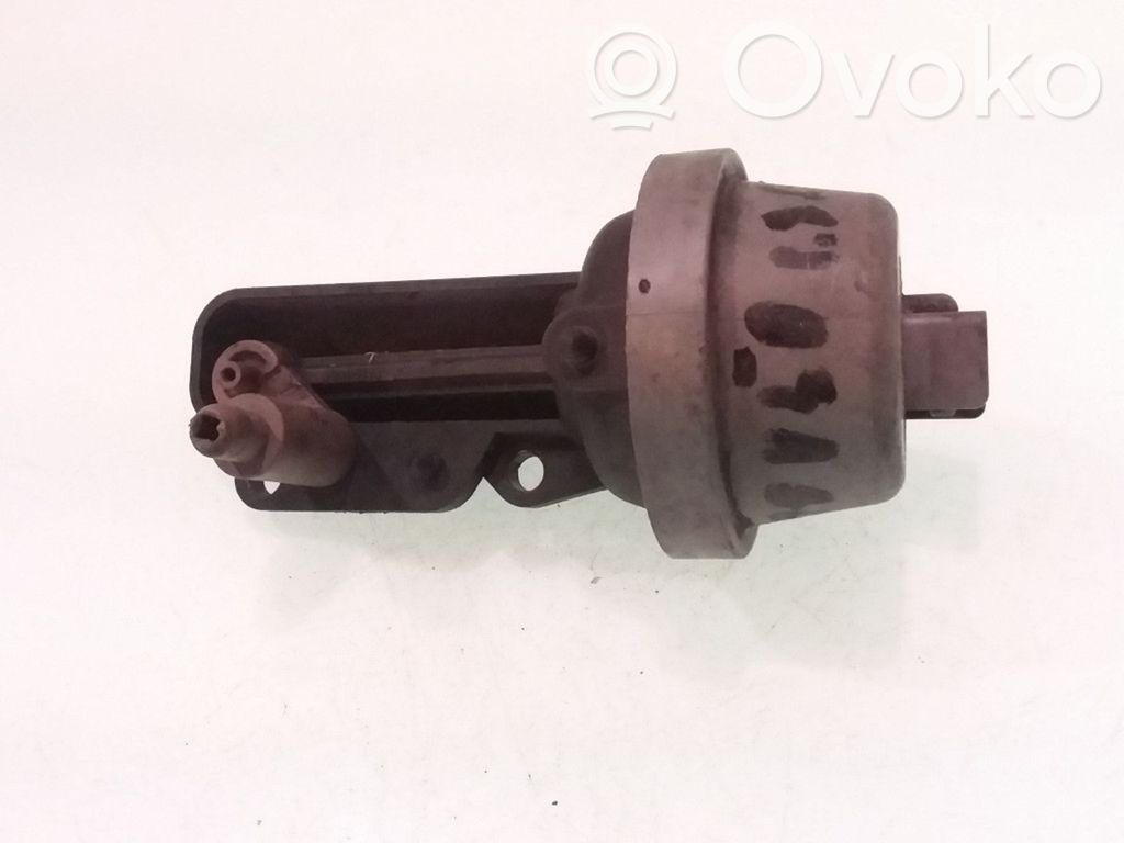 Volvo V50 Válvula de vacío 