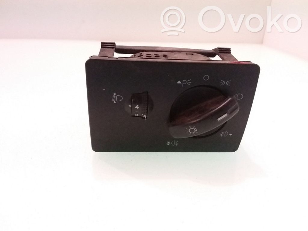 Ford Focus C-MAX Light switch 