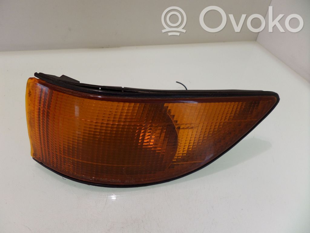 Mitsubishi Lancer Front indicator light 