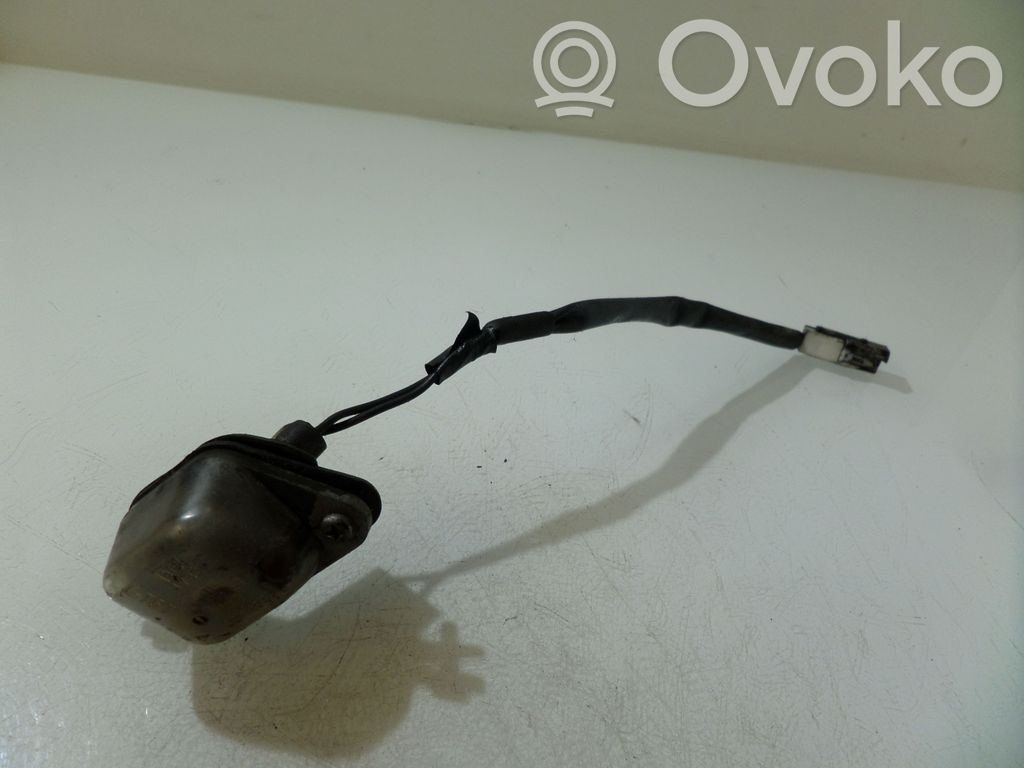 Mazda Xedos 6 Lampa oświetlenia tylnej tablicy rejestracyjnej 