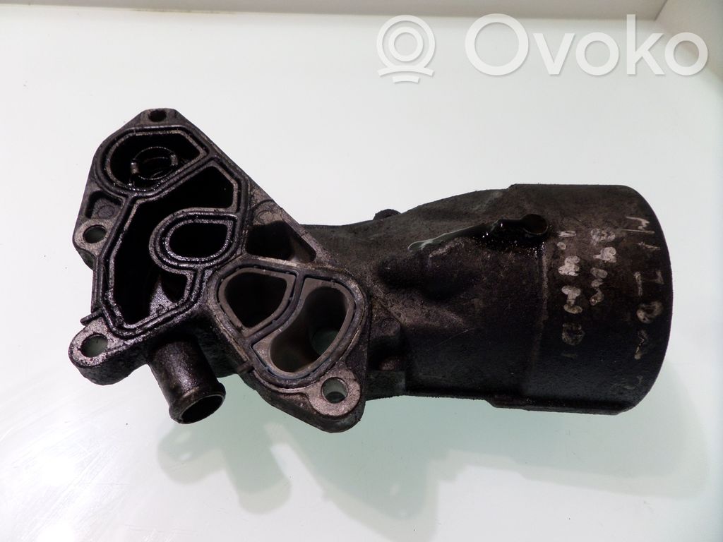 Mazda 2 Oil filter mounting bracket 