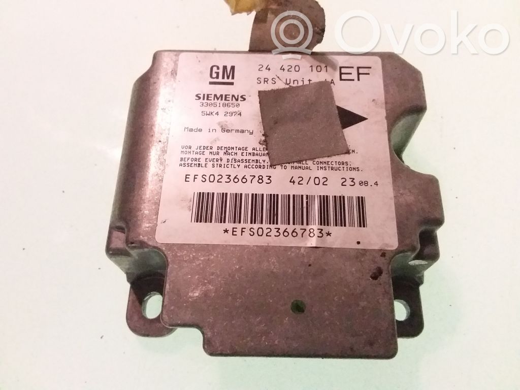 Opel Omega B2 Airbag control unit/module 