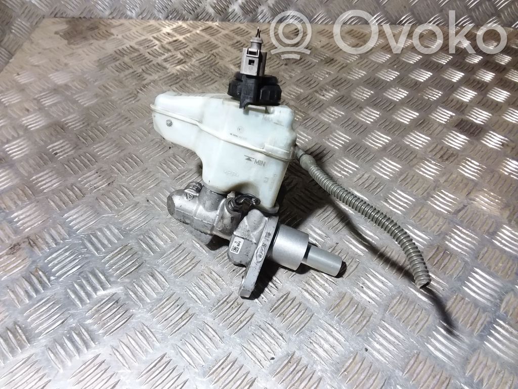 Audi A3 S3 A3 Sportback 8P Cilindro de freno maestro 