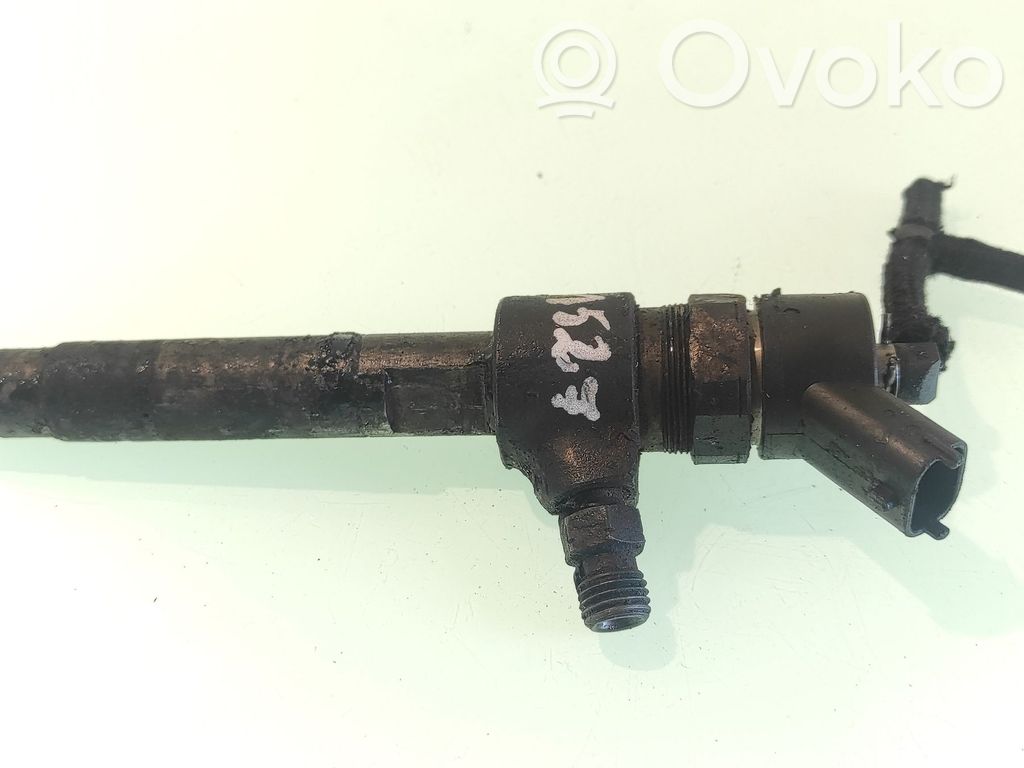 Opel Vectra C Inyector de combustible 